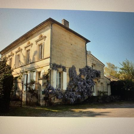 Buisson Gite Et Chambre D'Hote Laruscade Exterior foto